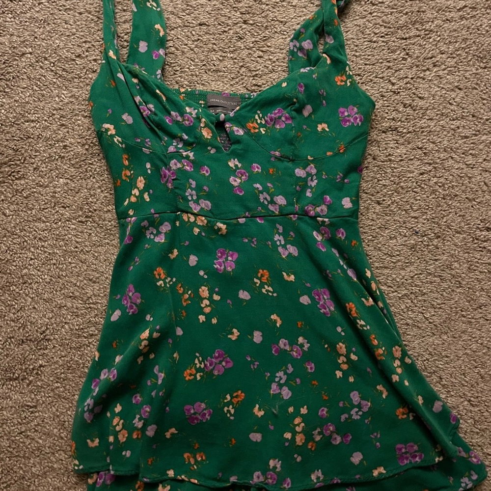 URBAN OUTFITTERS ROMPER!!